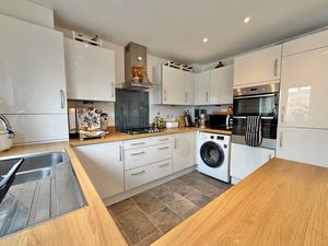 Photo 13- click for photo gallery